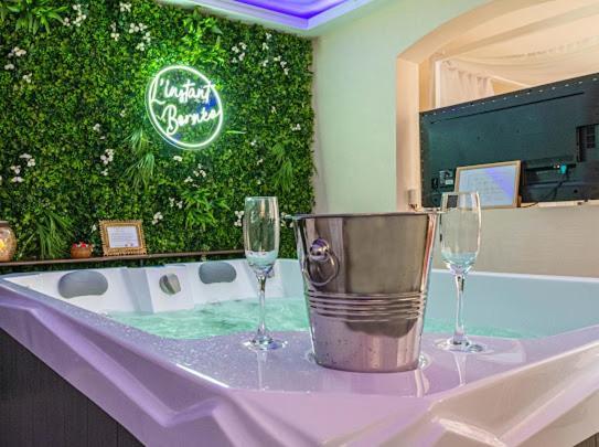 L'instant Borneo Superbe Avec Jacuzzi